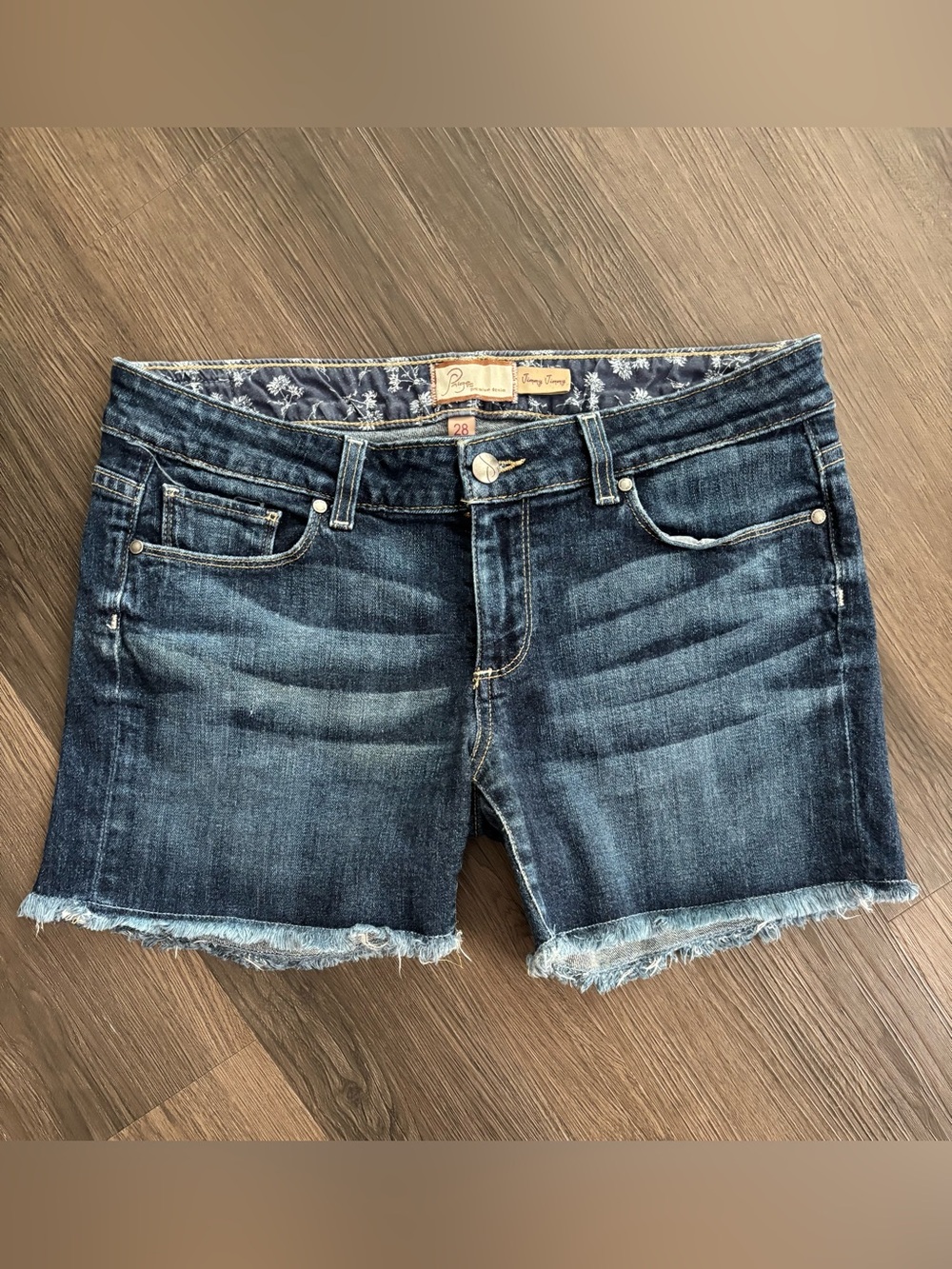 PAIGE Women's Washed Blue Denim Cutoff Shorts Sz 28